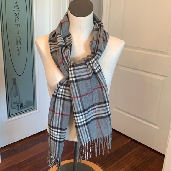 V. FRAAS cashmink Germany black red plaid - Picture 1 of 4